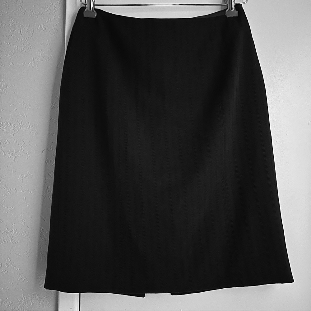 Hillard & Hanson Classic Black Pencil Skirt Size 8  Stretch